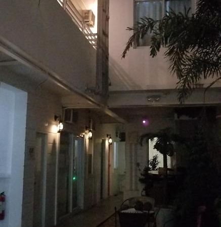 Innsite Room Rentals Pasay Exterior foto