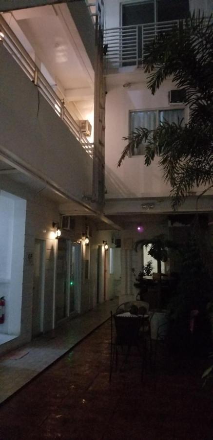Innsite Room Rentals Pasay Exterior foto